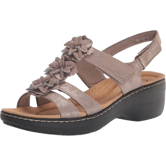 Clarks Merliah Sheryl Flower Applique Comfort Sandals  8.5  NWOB  Taupe Metallic - Picture 1 of 15